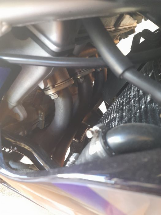 Vând Kawasaki zx9r an 2001 totul original absolut impecabil