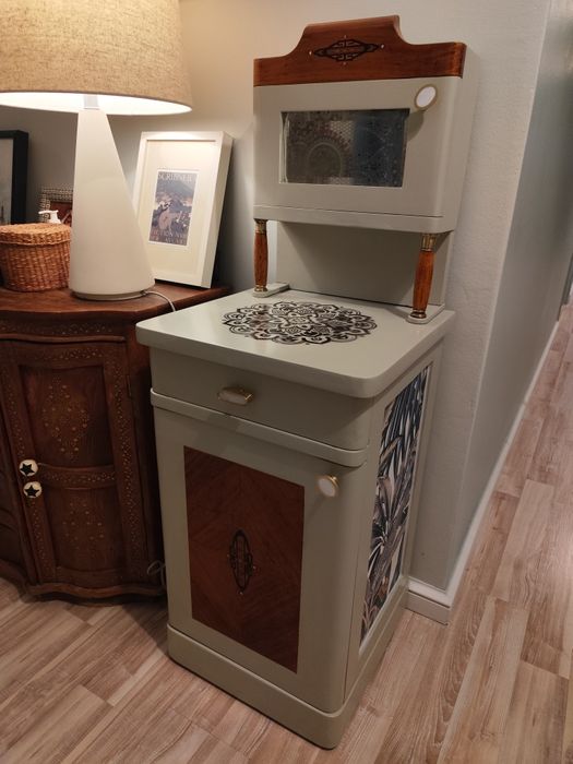 Comoda veche vintage