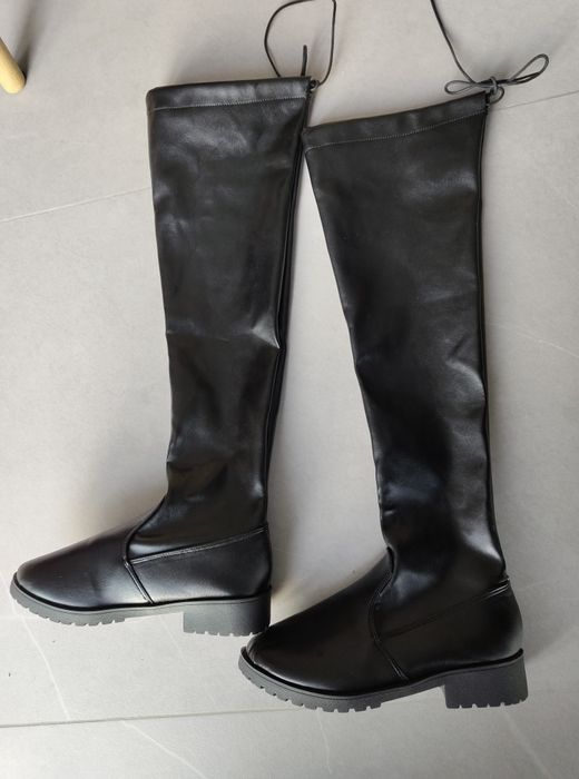 Високи дамски ботуши 40н.