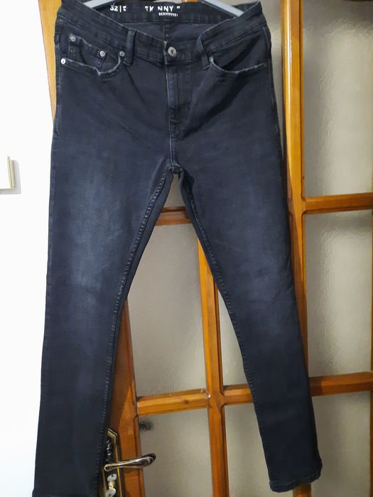 Lot 5 perechi de blugi și o pereche pantaloni de trening