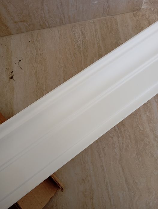 Галтель потолочная