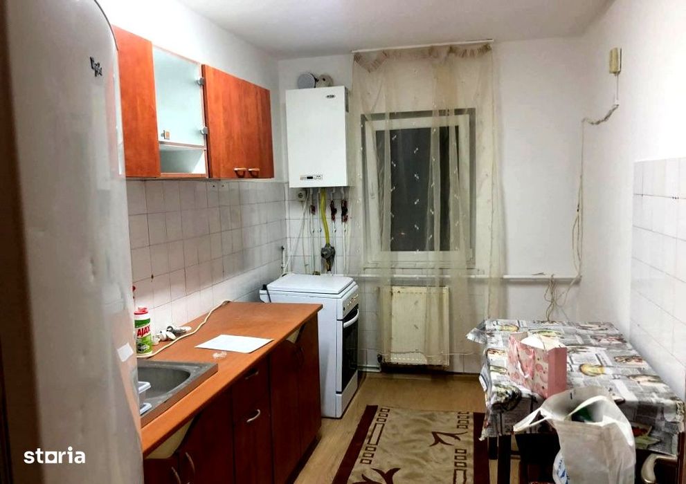 Apartament de 3 camere, 2 balcoane, Manastur, zona strazii Brates — fotografia 1