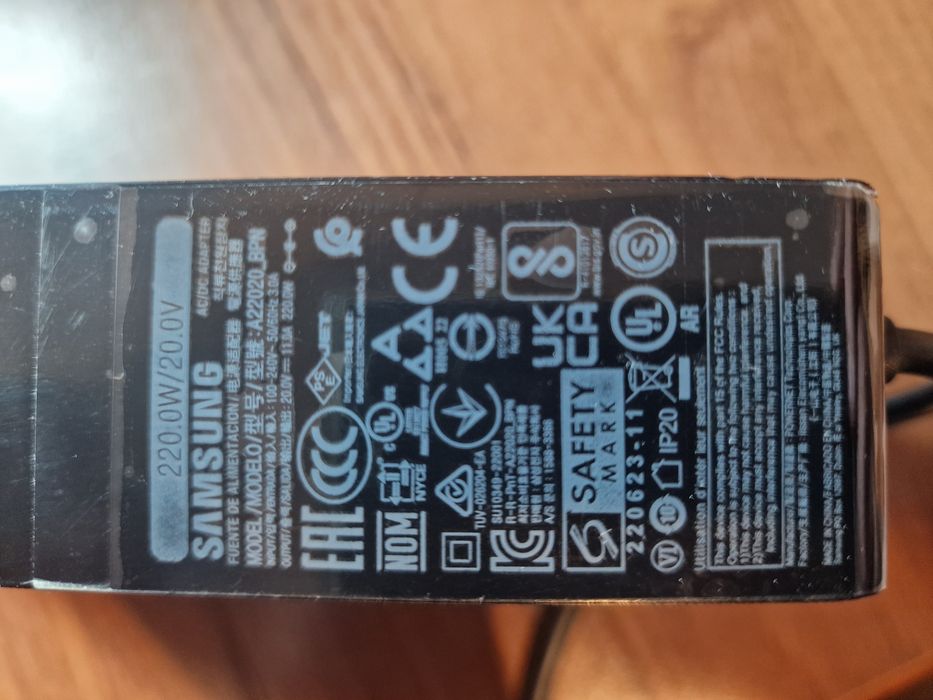 Samsung Odyssey 220W 11A
