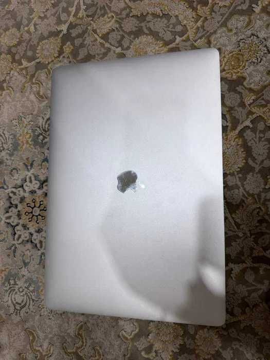 Macbook pro core i9 16inch 16Gb/1TB