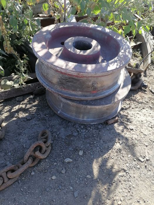 Продам колёса от козлового крана