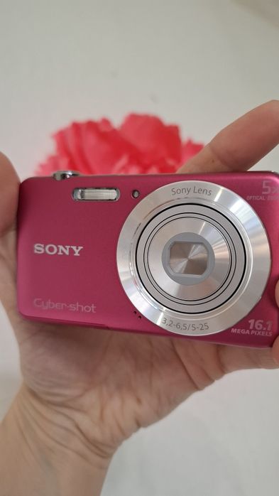 Компактен дигитален фотоапарат камера SONY Cybershot DSC-W710