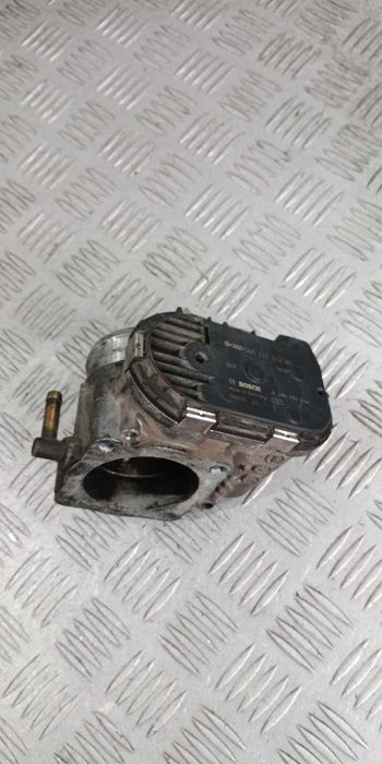 Дроселова клапа Audi TT 1.8T 2003г.
