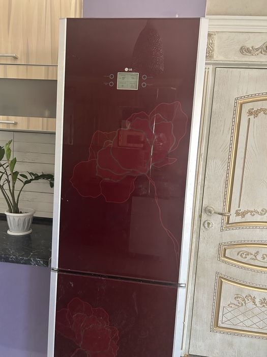 Холодильник LG хорошая