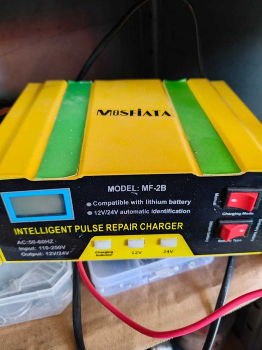 Redresor Inteligent 12-24V,  baterii litiu, calciu, AGM și baterii GEL