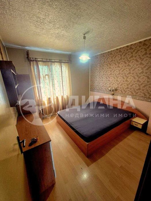 Продава се Тристаен апартамент в Пловдив, Център - 92 кв.м за 1490 €/кв.м - Снимка #4