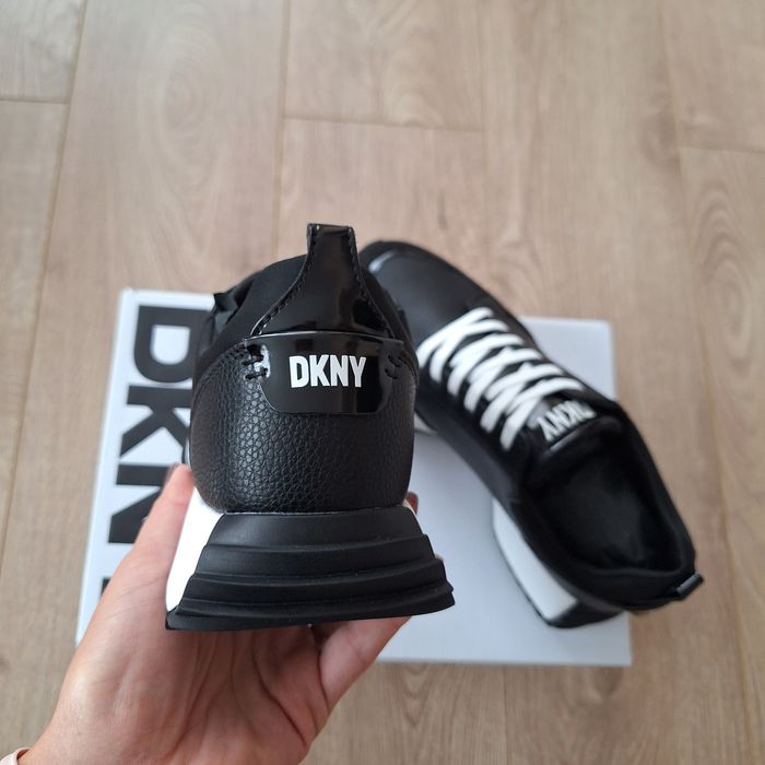 Нови маратонки DKNY - 39, черни
