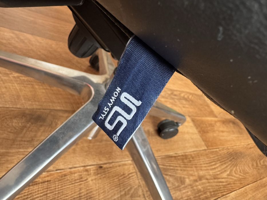 Кресло офисное