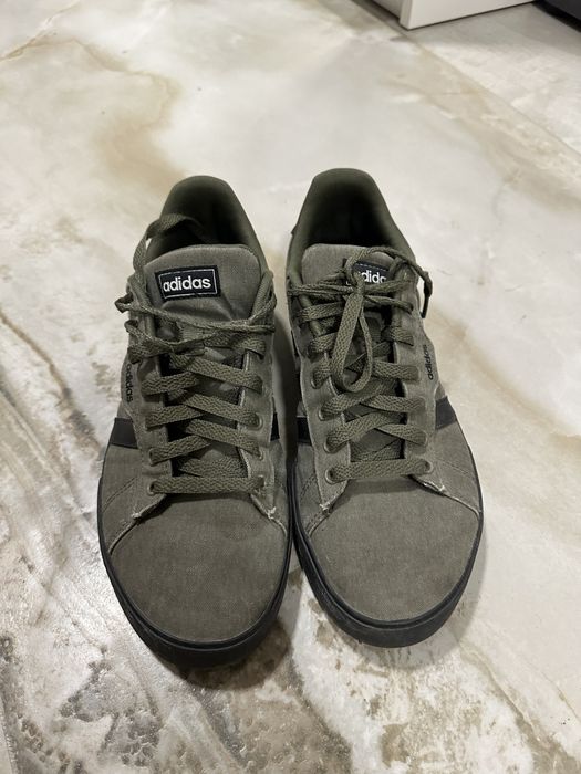 Обувки Adidas (маратонки)