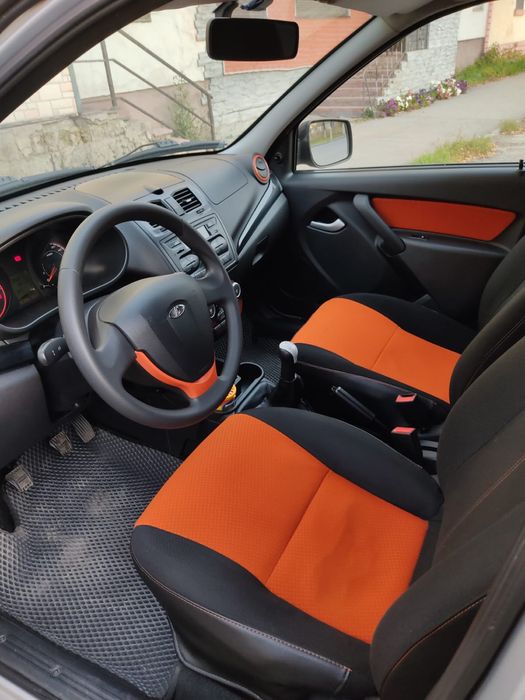 Лада Калина Кросс.