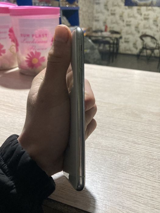 iphone xs                                 .