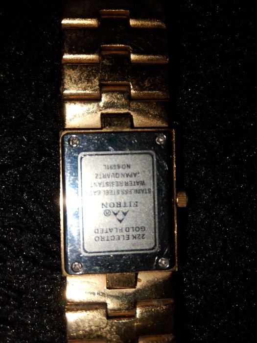 Женские часы Fitron