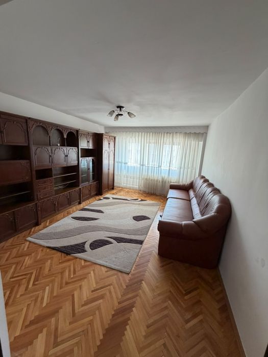 Apartament de inchiriat