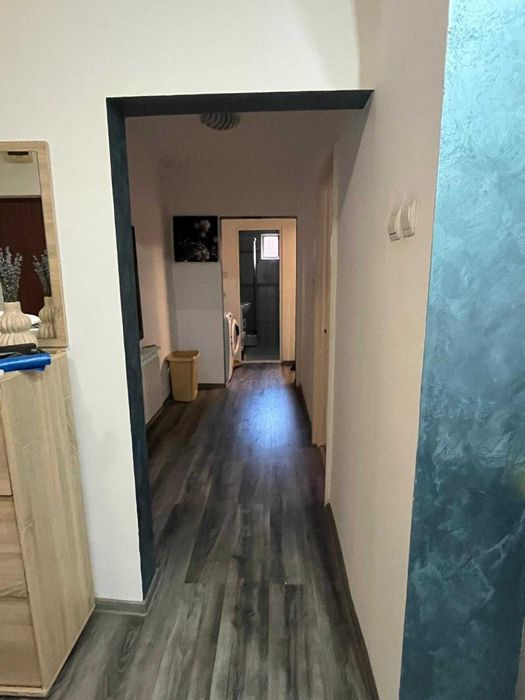 Inchiriez Apartament cu 3 camere