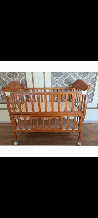 Манеж с люлькой.