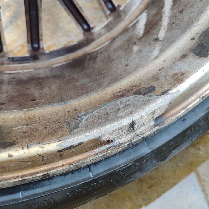 Джанти с гуми 5×112  18
300лв