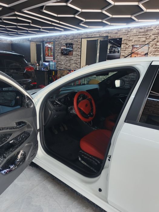 Lada vesta prodam ili sdam v arendu vse voprosi po telefonu