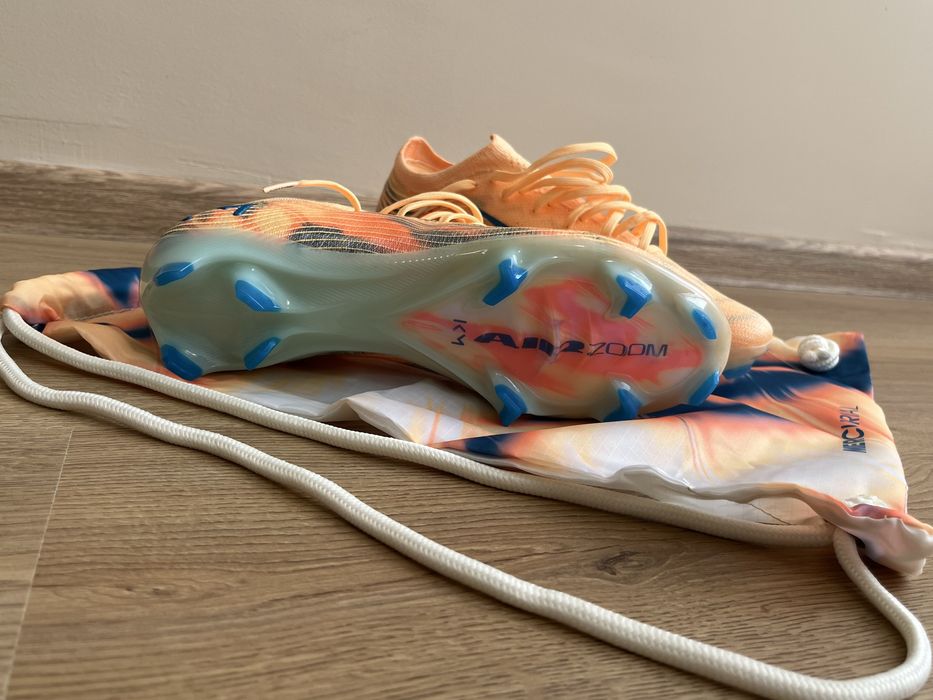 Футболни бутонки mercurial 41 номер 26см