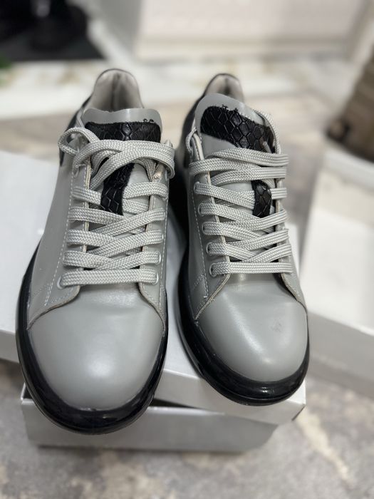 Новые кроссовки Hotiç