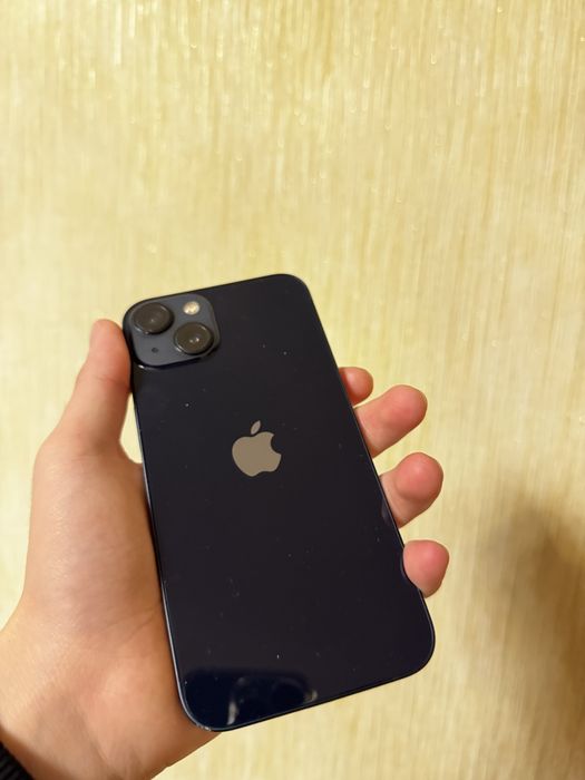Iphone 13 в отличном состояние