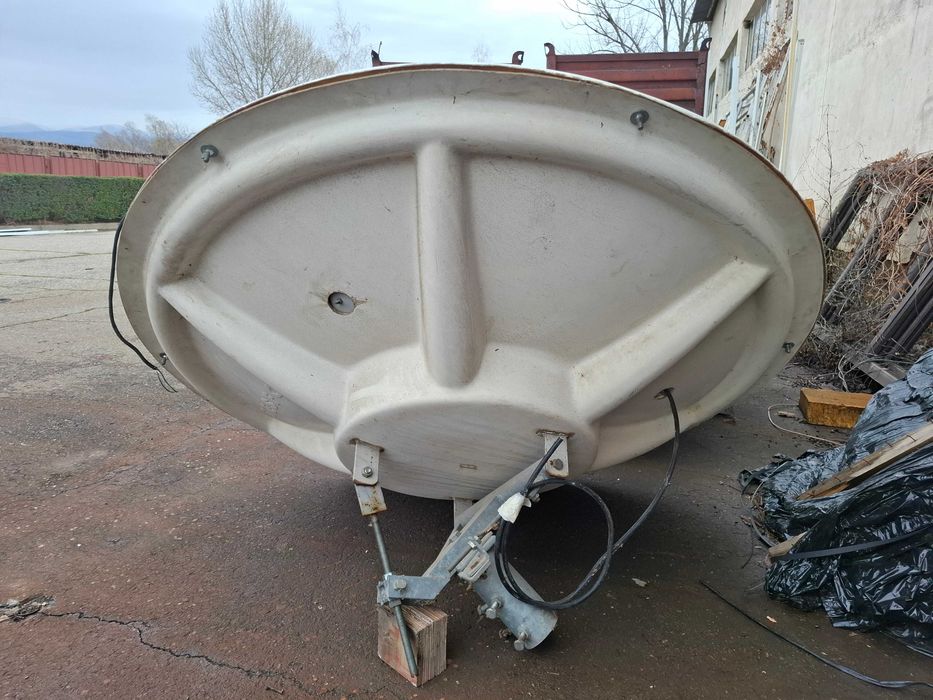 Продавам сателитна чиния