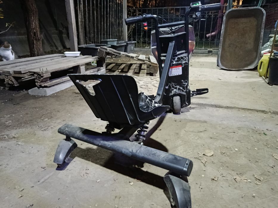 продам дрифт кар едет где-то 20-25км/ч