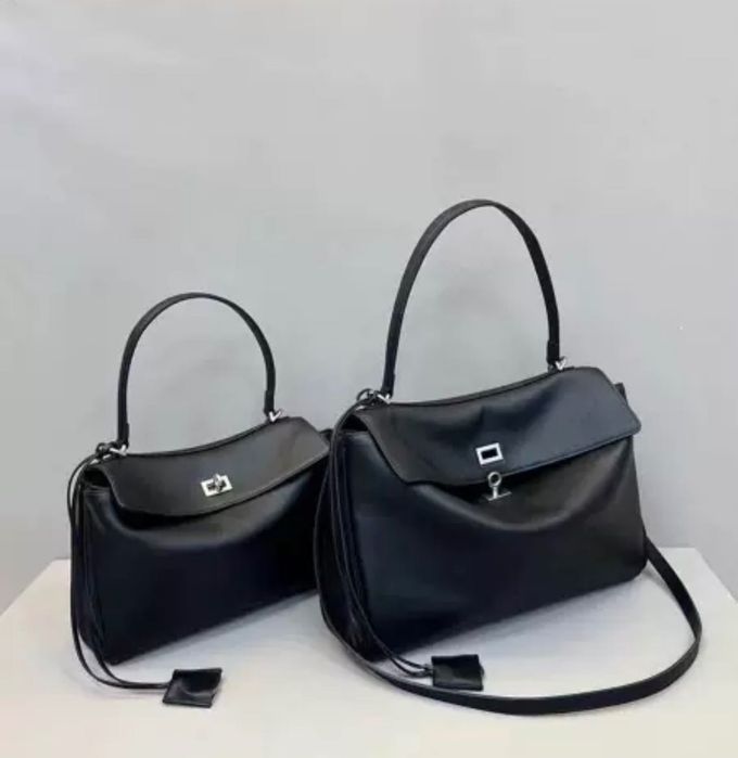 Сумка новая кожаная