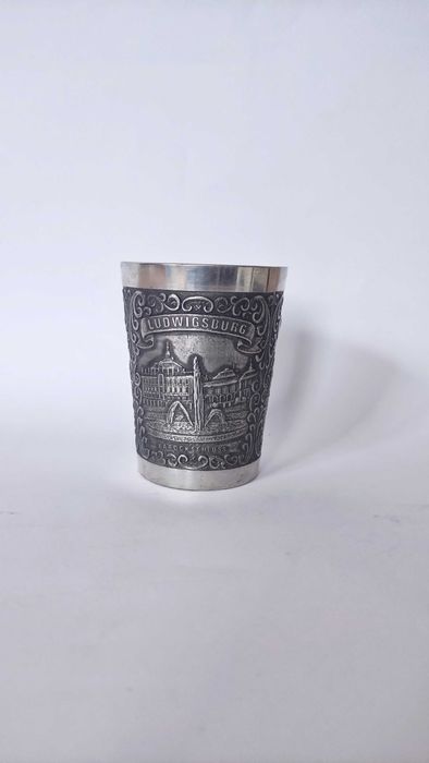 Лот от релефен калай в много добро състояние