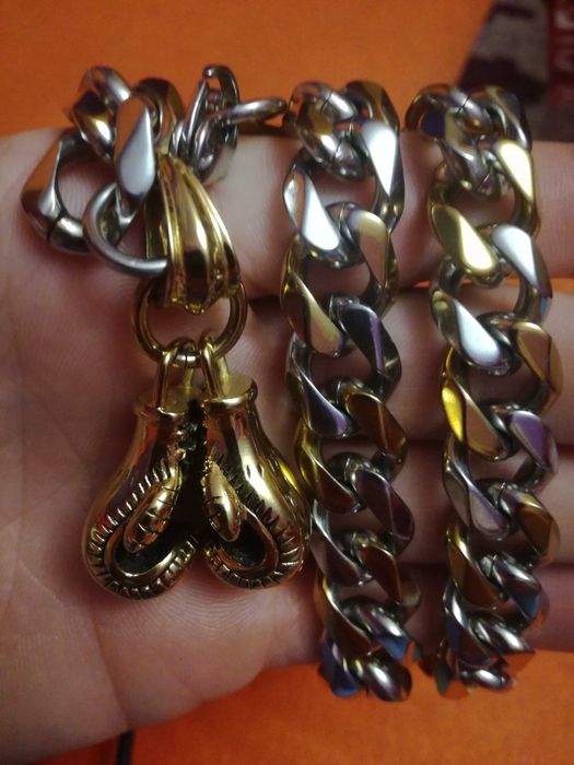 Ланец на врата ми брат, около 200гр.