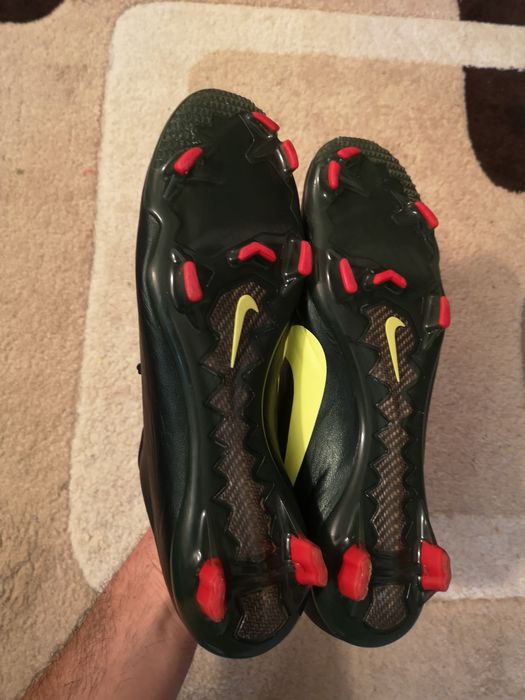 Vând ghete de fotbal Nike Mercurial Vapor VIII FG in stare impecabila
