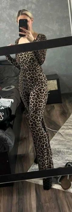 Salopeta dama xs-s nouă.