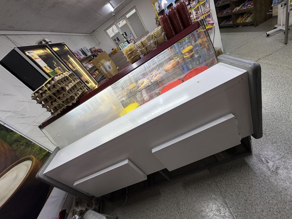 Витринный морозильник