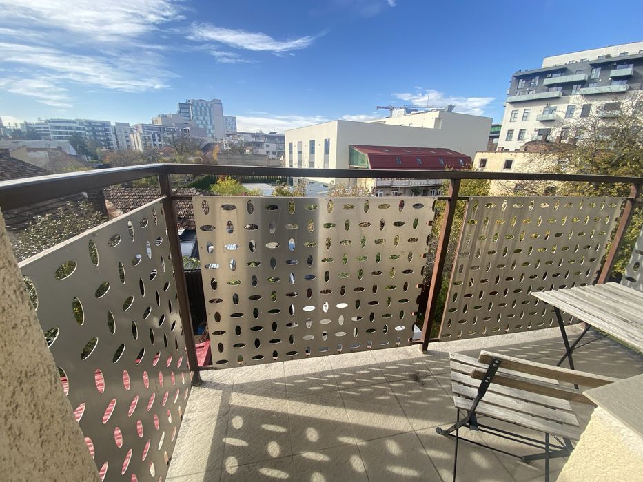 Inchiriez apartament strada Paris-Cluj Napoca