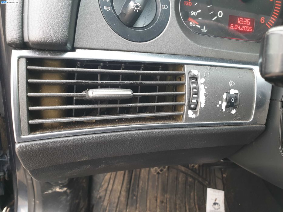 Grila Gura Aer Ventilatie Aerisire Bord Stanga Audi A6 C6 2004 - 2011 [K1933]