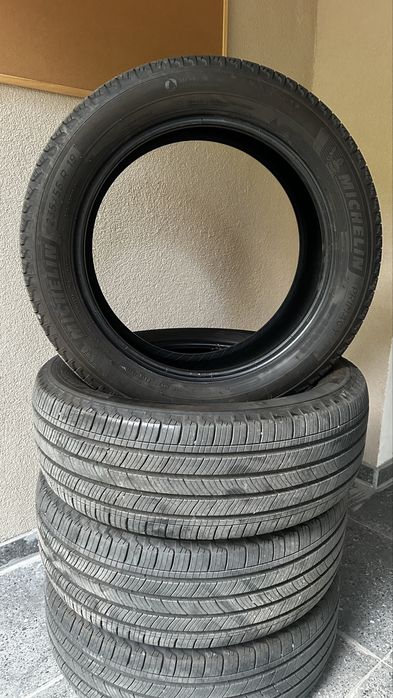 Продавам гуми MICHELIN Primacy 235/55/19