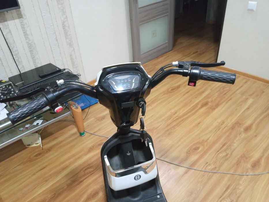 Э.Скутер, эилонг окинг , безота кманг просто так!