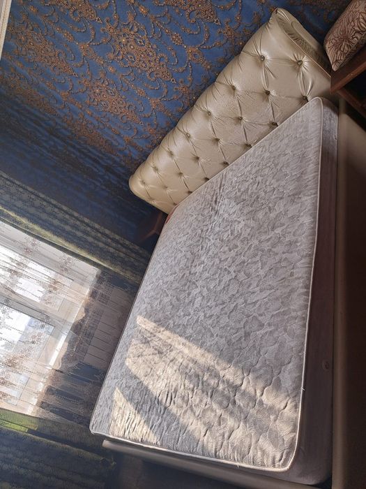 Продам двуспальные кровать