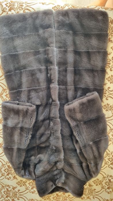 Продаю норковую шубу