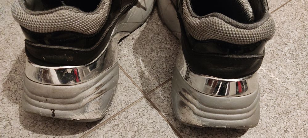 Обувки Elisabetta Franchi, Pinko