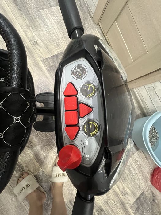 Продаю детский велосипед-коляска