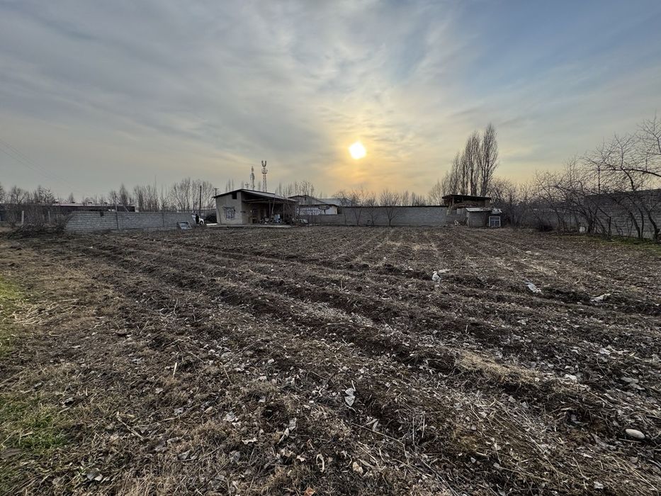 Срочно продаётся участок 8 сотток