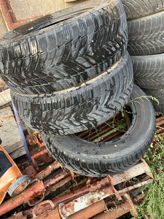 Зимни гуми за суф 17ки