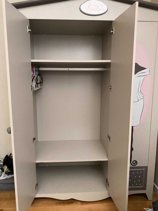 Детско легло и гардероб