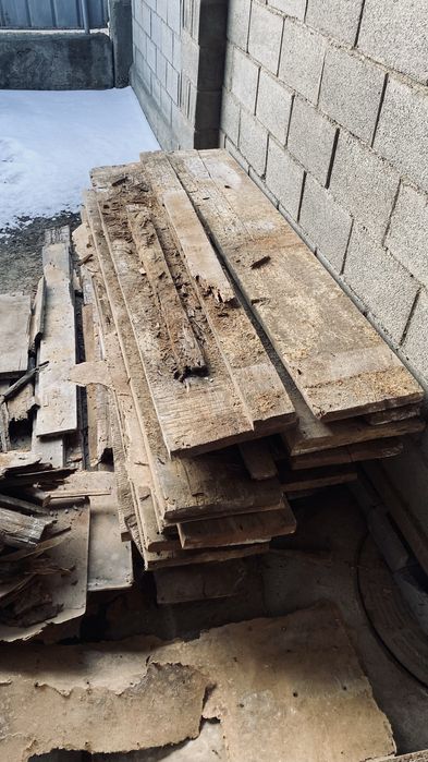 Дрова балки доски