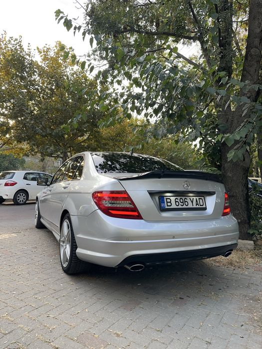 Mercedes C Class W204 170cai 2.2Diesel Pachet AMG Impecabil