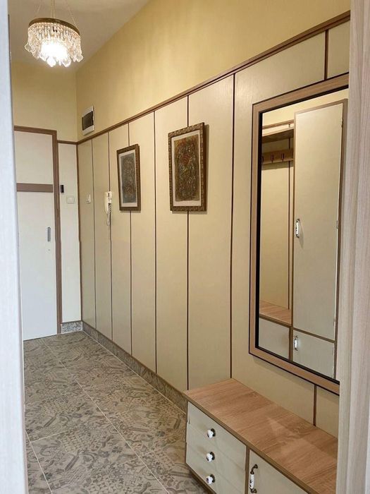 Дава се под наем Тристаен апартамент в София, Гео Милев - 100 кв.м за 797.64 € - Снимка #9